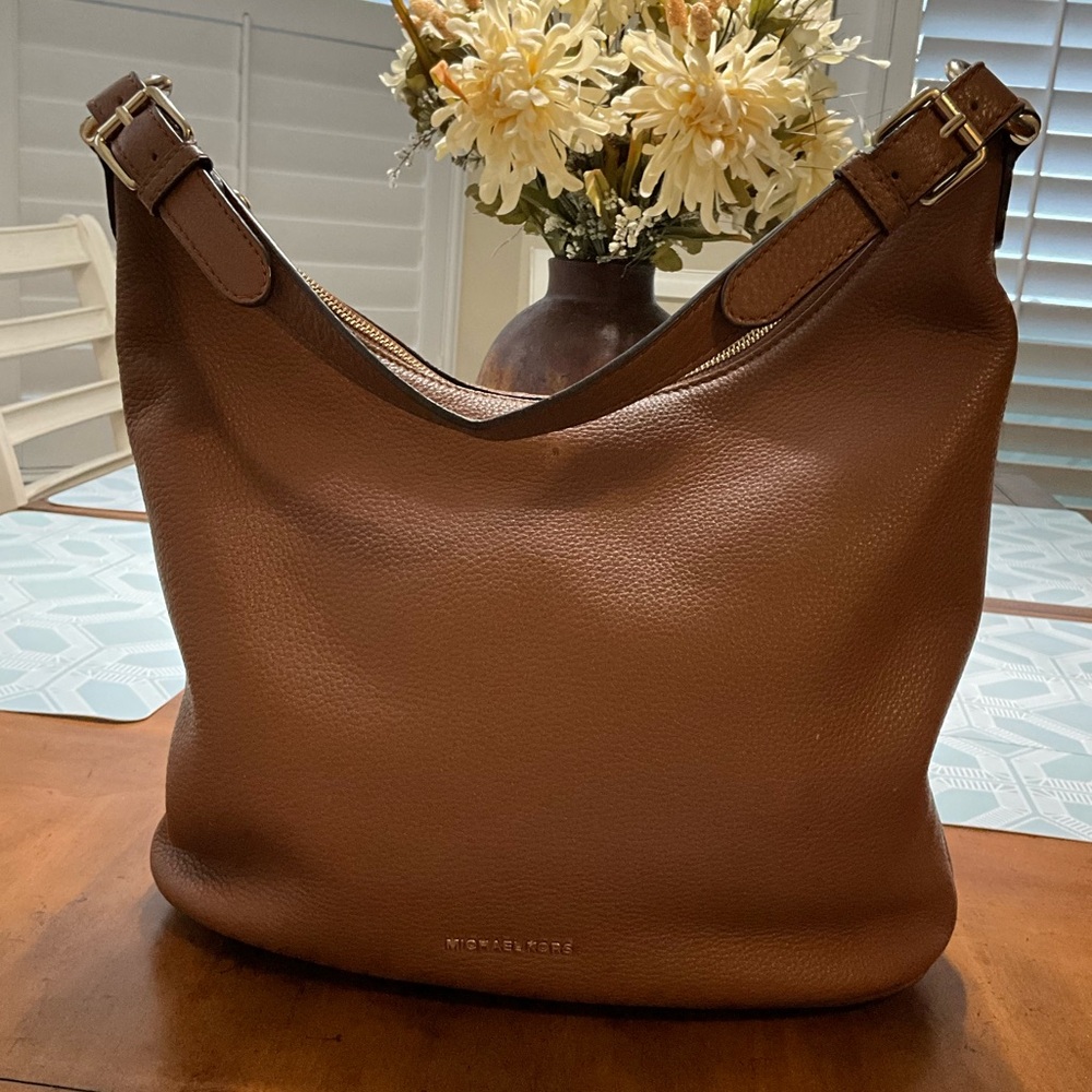 Preloved ~ MICHAEL Michael Kors Hobo Shoulder Bag